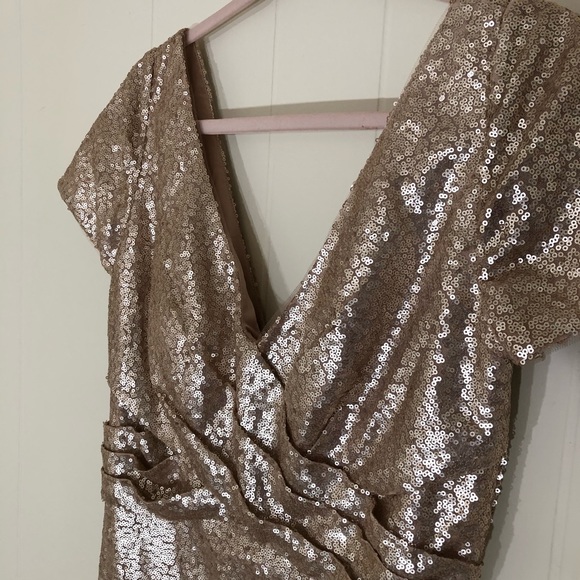 NWT Shimmering Gold Bridesmaids/ Party Dress - Picture 8 of 11